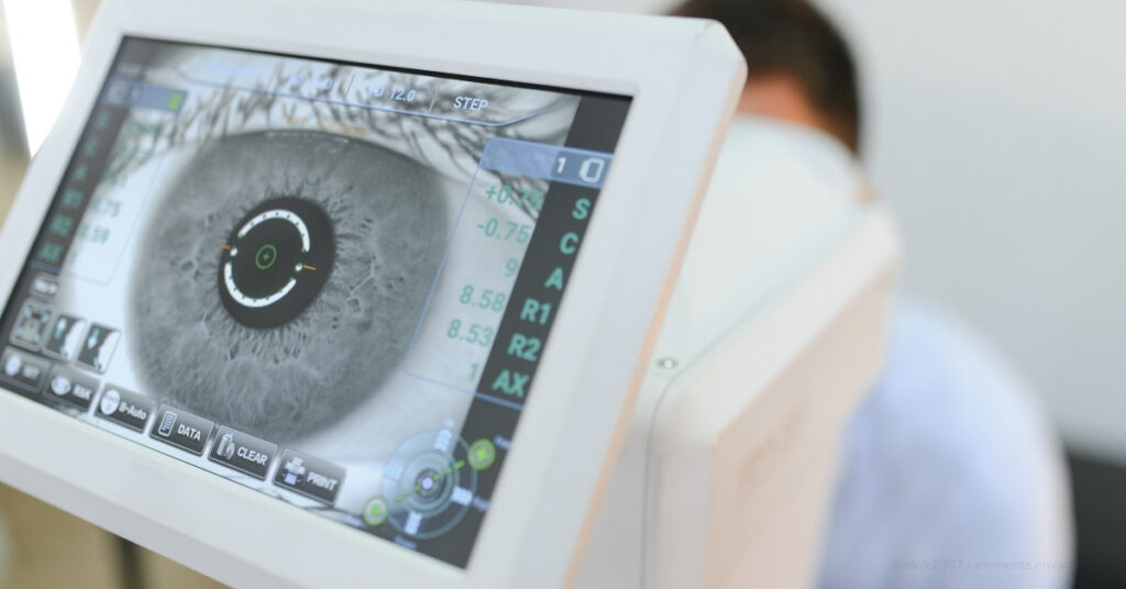 benefits of technology in eye surgery